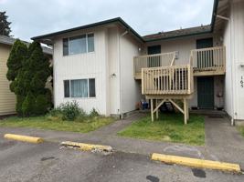 featured image of 165 Sw Kalmia St