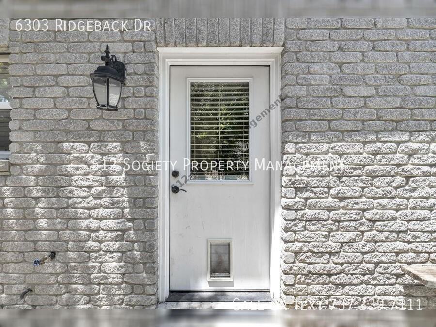 6303 Ridgeback Dr - Photo 7 of 48
