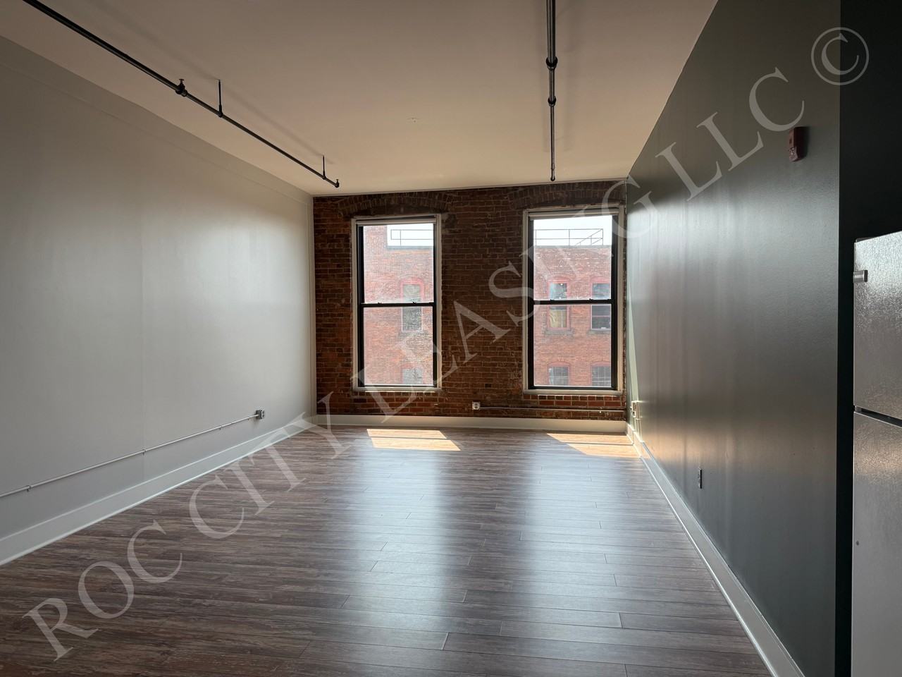 155 Saint Paul St #09SERIES - Photo 4 of 7