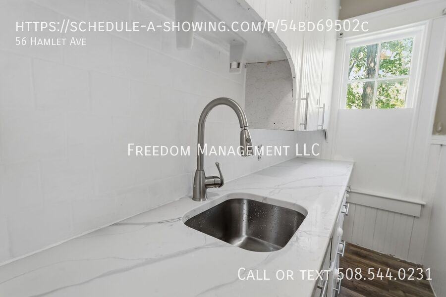 56 Hamlet Ave - Photo 3 of 11