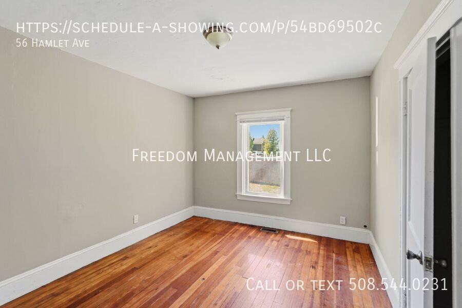 56 Hamlet Ave - Photo 5 of 11