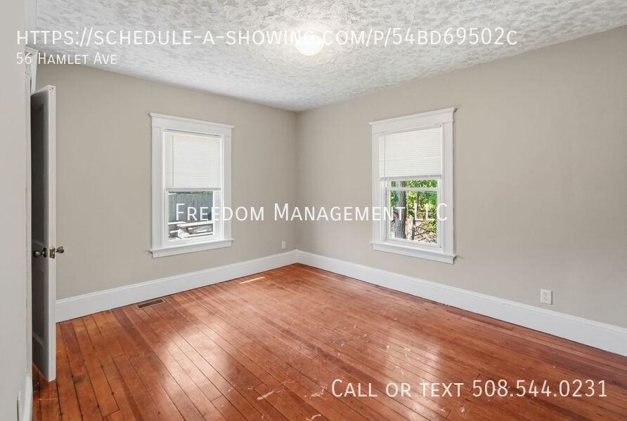 56 Hamlet Ave - Photo 7 of 11