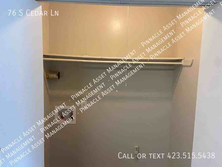 76 S Cedar Ln - Photo 7 of 17