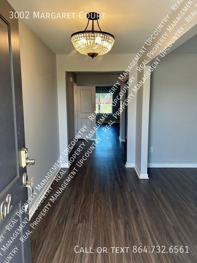 3002 Margaret Ct - Photo 2 of 32