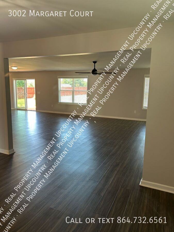 3002 Margaret Ct - Photo 5 of 32