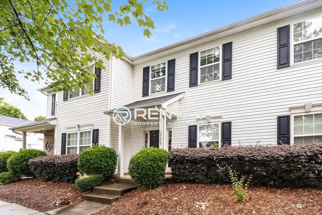18478 Streamline Ct - Photo 2 of 15