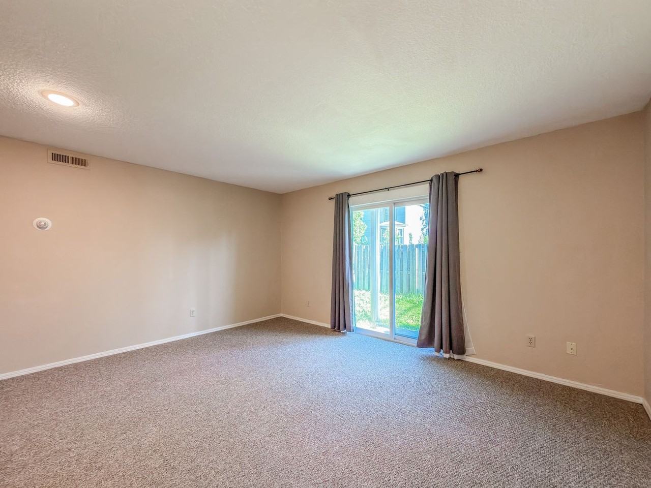 501 May Ave #1 - Photo 3 of 14