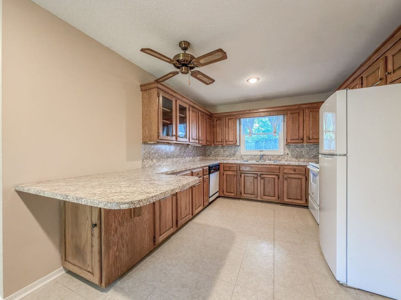 501 May Ave #1 - Photo 5 of 14