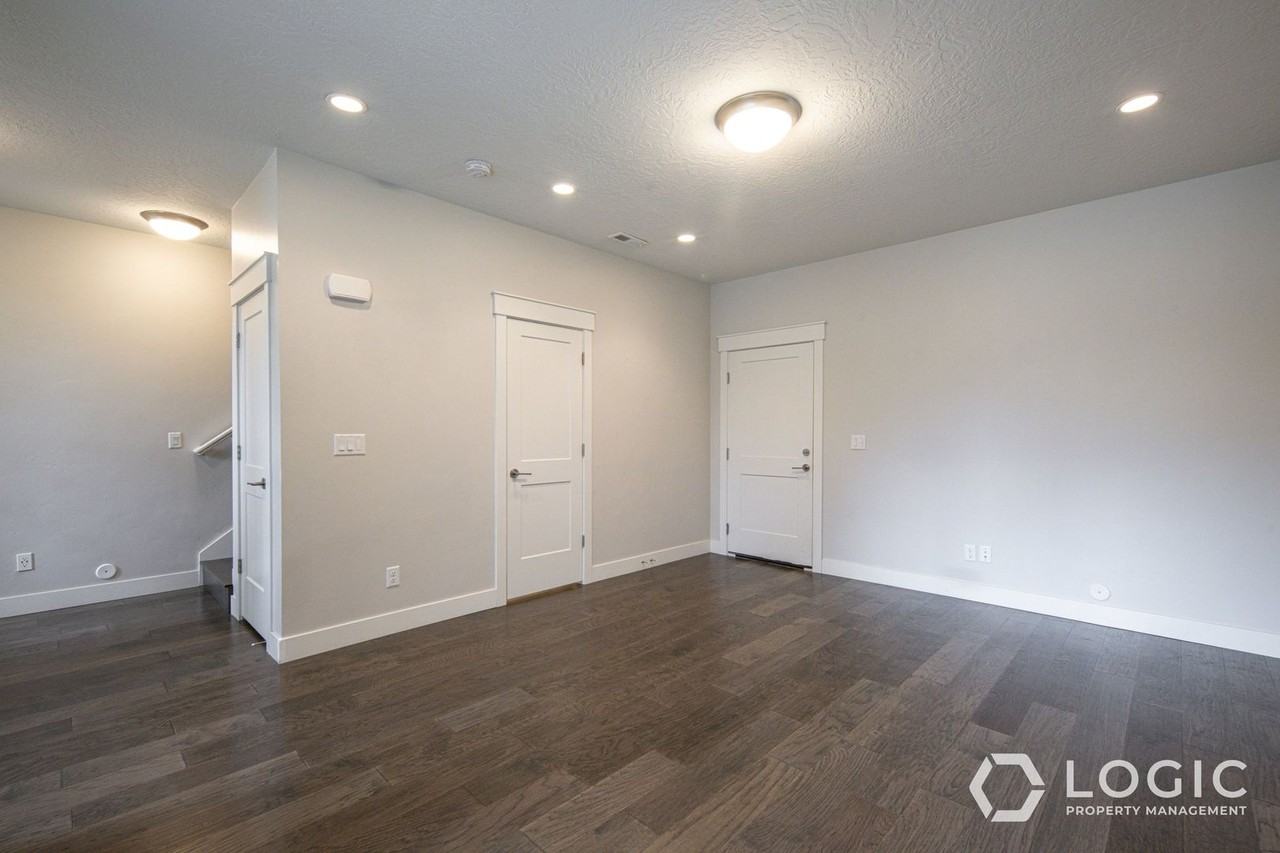 10463 S Crimson Sage Ln - Photo 5 of 26