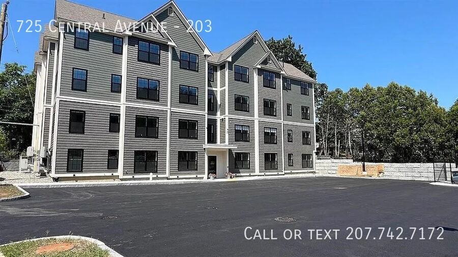 725 Central Ave #203 - Photo 2 of 26