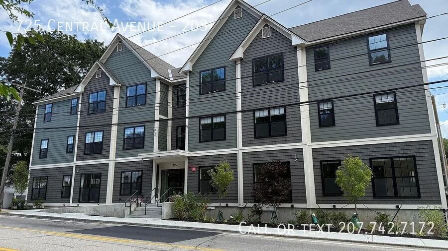 725 Central Ave #203 - Photo 3 of 26