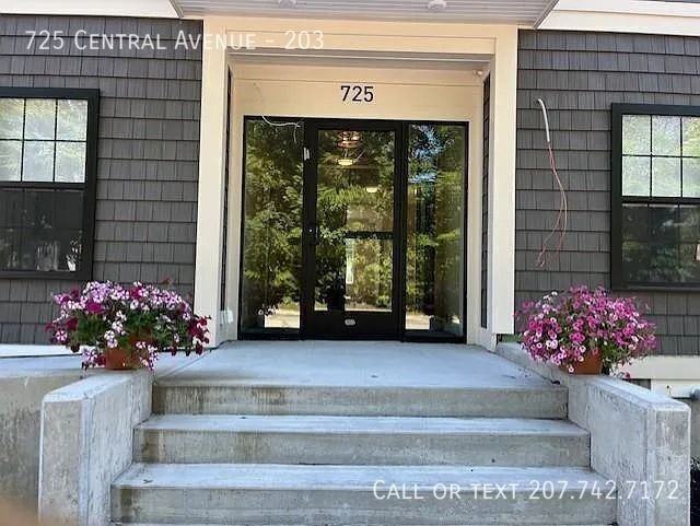 725 Central Ave #203 - Photo 4 of 26