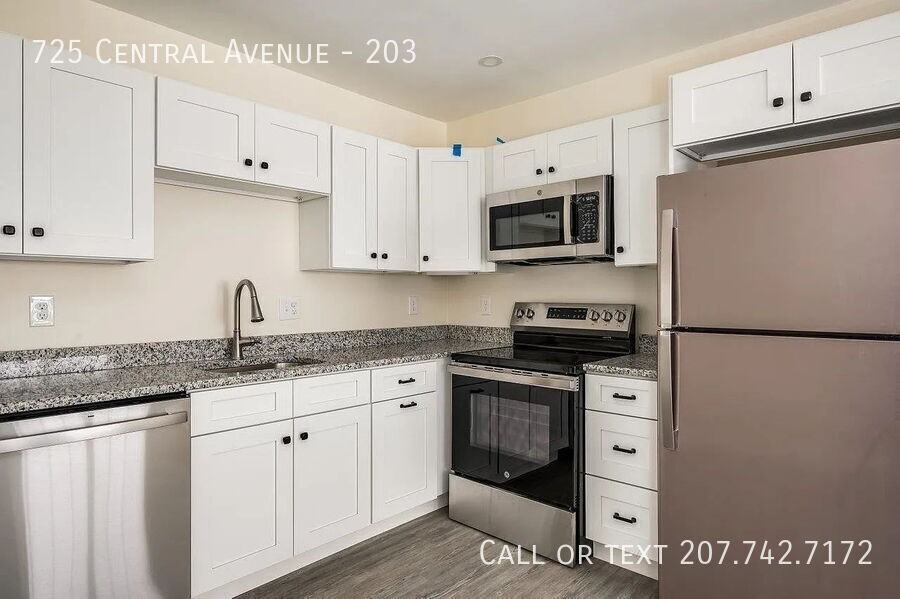 725 Central Ave #203 - Photo 5 of 26