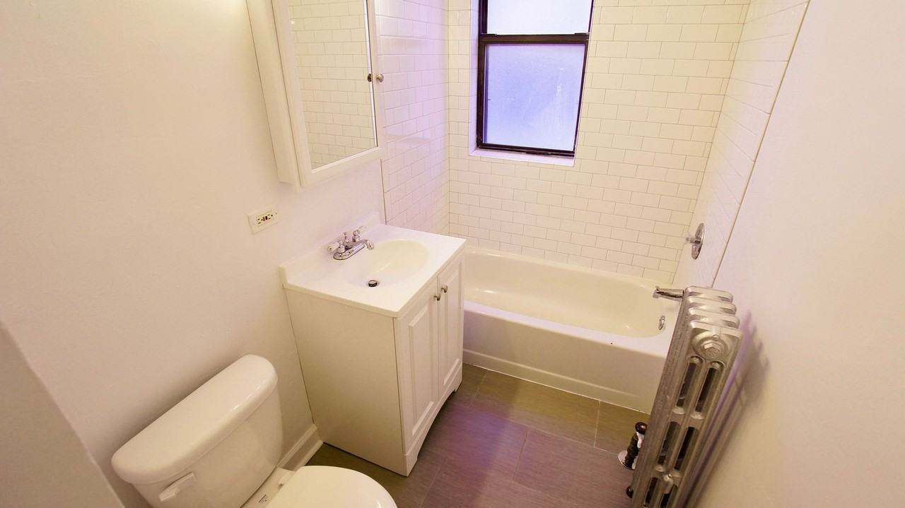 1530 Kedzie LLC - Photo 3 of 10