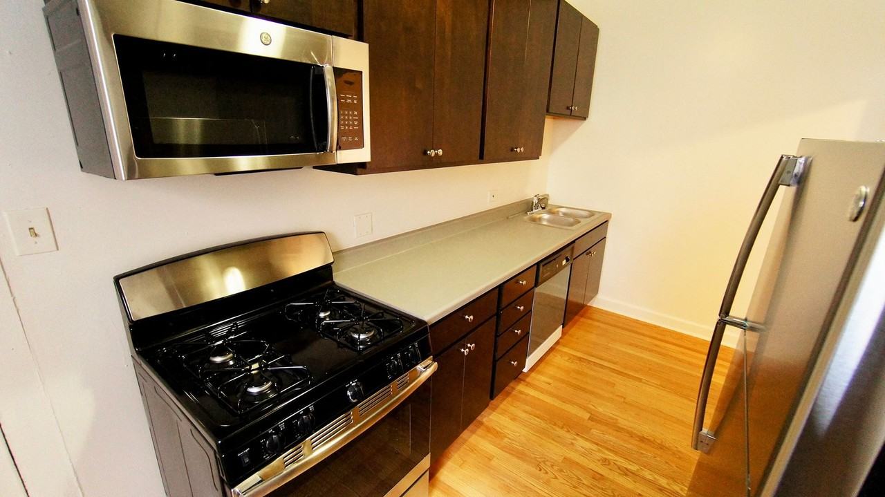 1530 Kedzie LLC - Photo 6 of 10