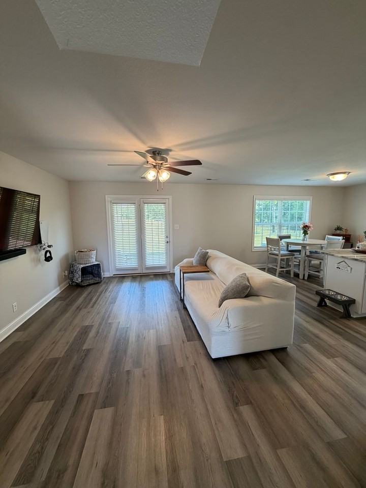2645 Rafiki Dr - Photo 4 of 37