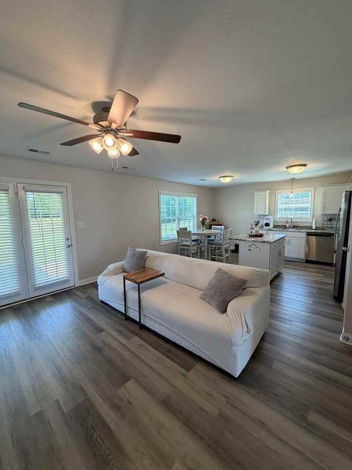 2645 Rafiki Dr - Photo 5 of 37