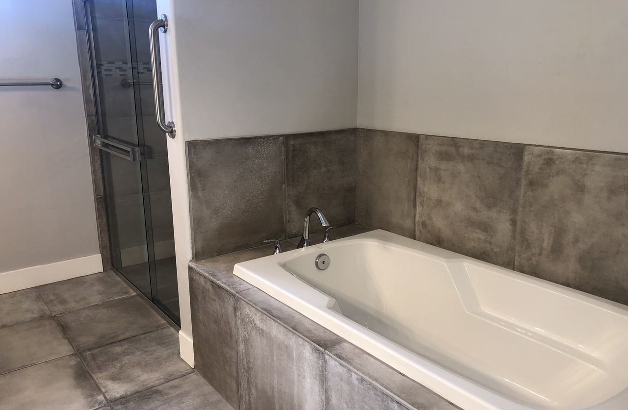3104 N Rainbow St - Photo 2 of 18