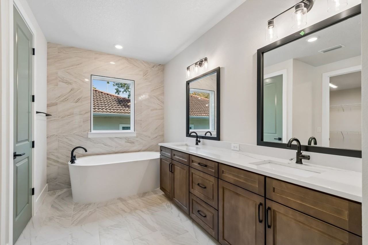 4720 W Kensington Ave - Photo 6 of 13