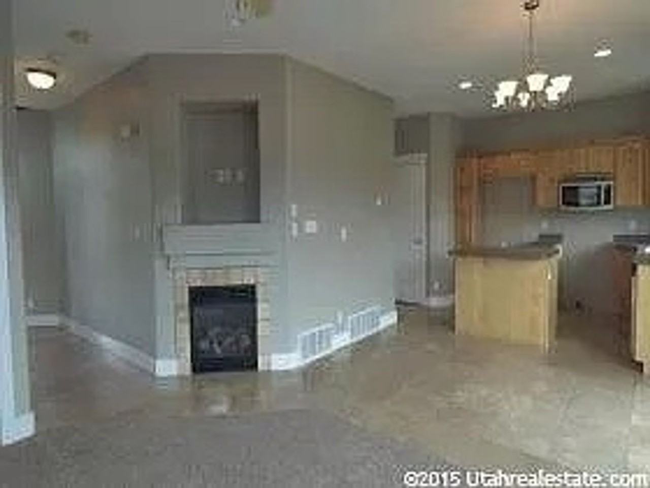 2741 N Garden Dr - Photo 2 of 14
