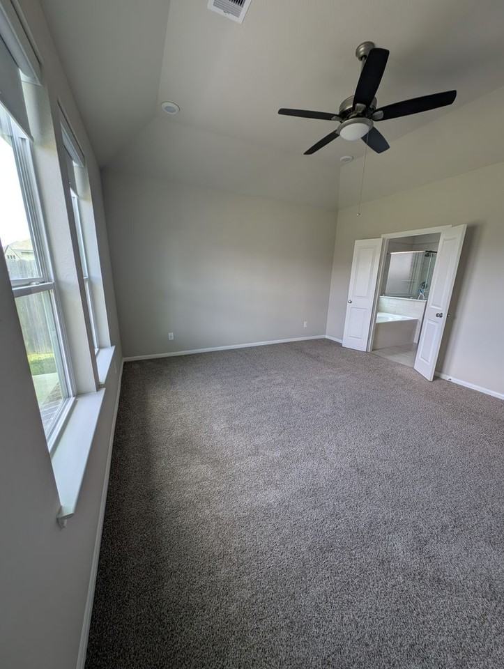 20915 Snowmane Stable Way - Photo 2 of 24