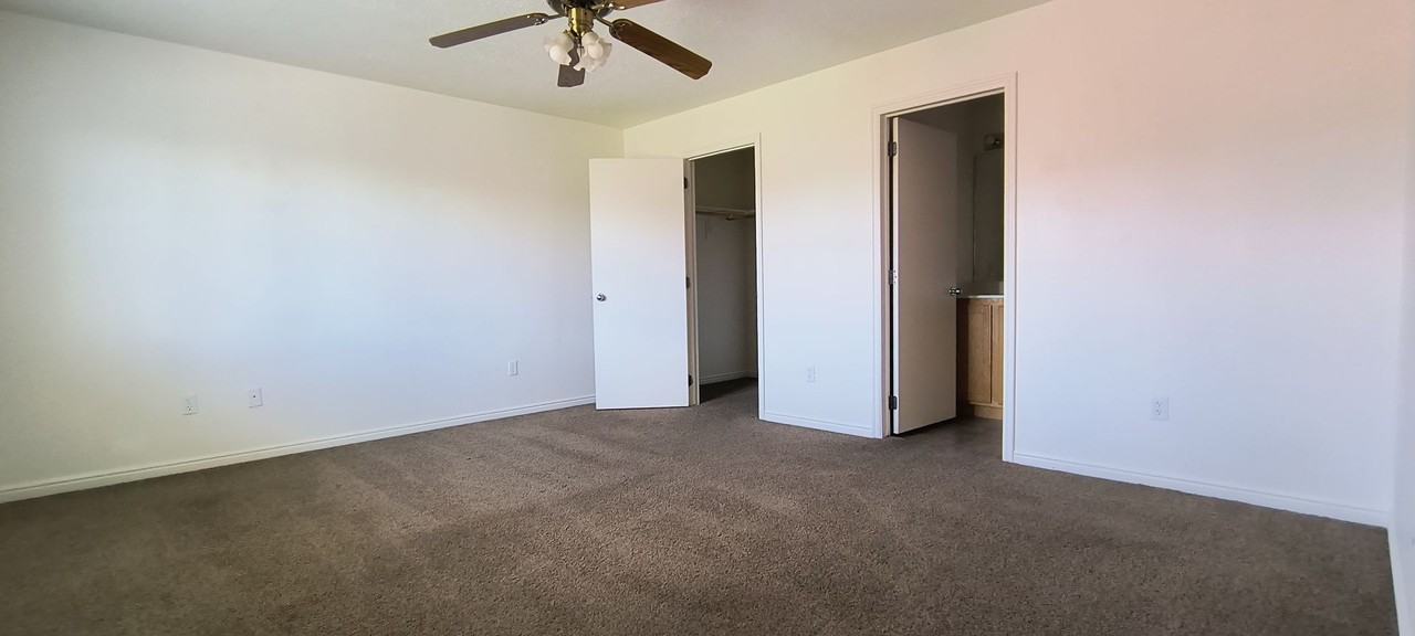 4129 W 300 N - Photo 5 of 12