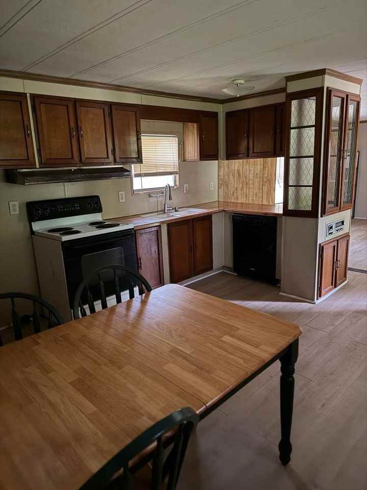 12277 Highway 31 N - Photo 3 of 3