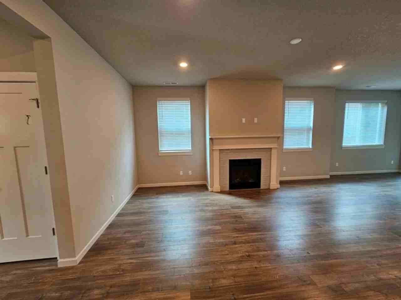 3915 Lindburg Rd Se - Photo 5 of 29