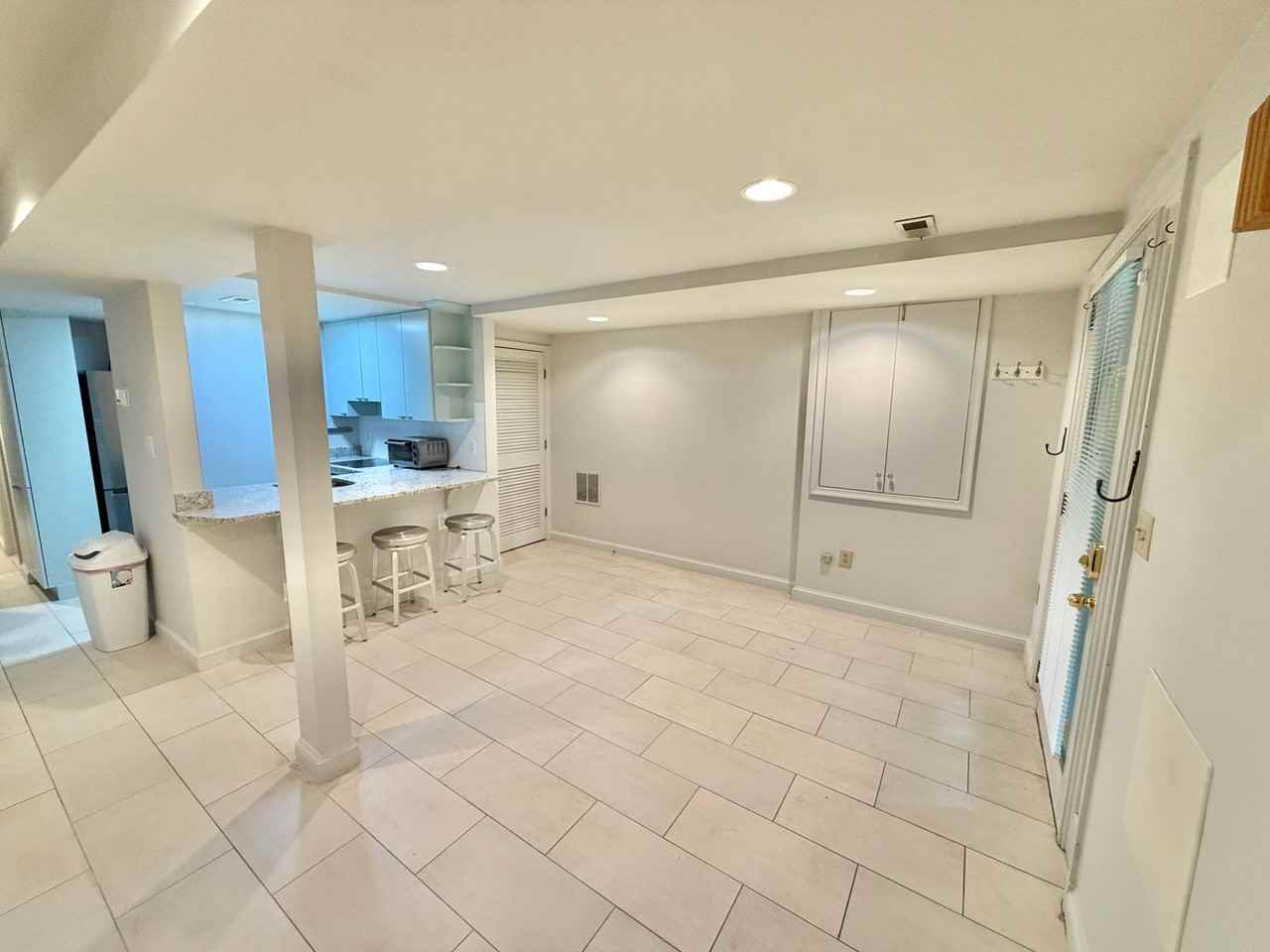 1723 Swann St Nw #B - Photo 2 of 37
