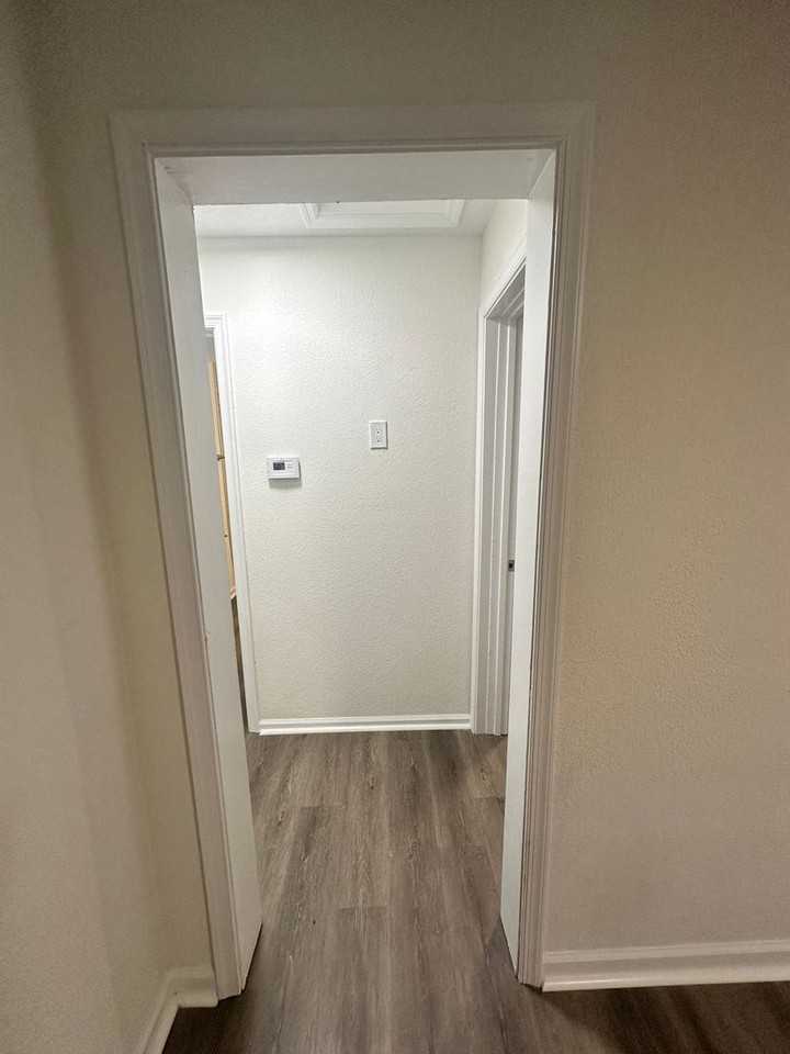 3413 Herbert St - Photo 4 of 18