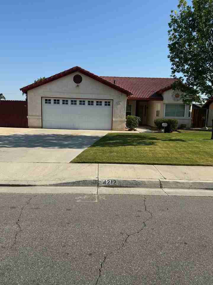 4212 Cyclone Dr - Photo 2 of 18