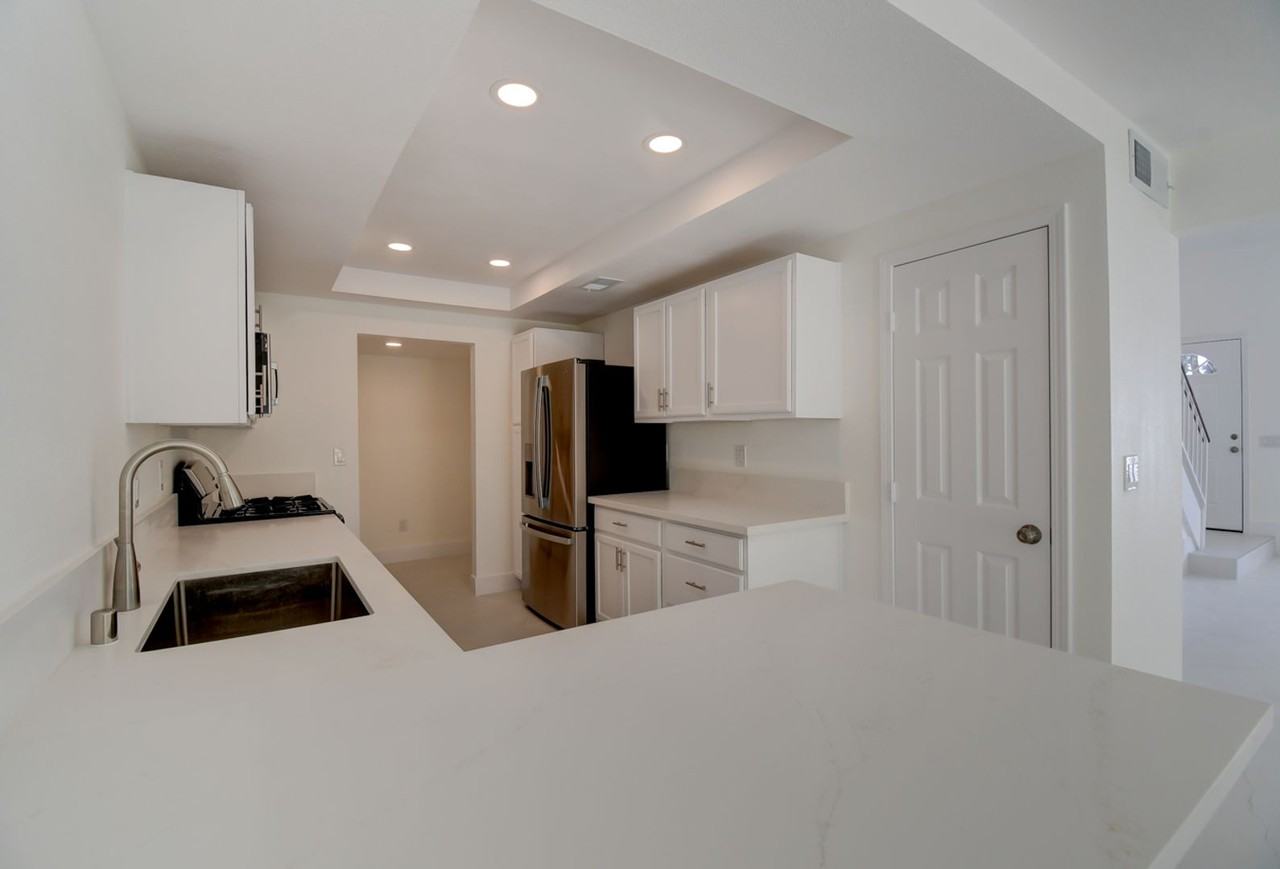 105 Gooseberry Ln - Photo 3 of 42