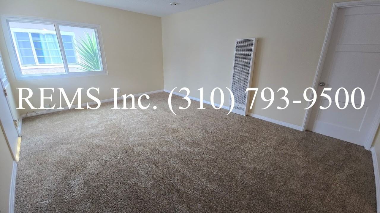 8926 Ramsgate Ave - Photo 3 of 20