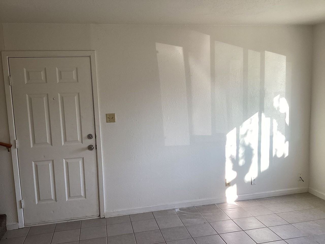 1535 South Ave #B - Photo 4 of 13