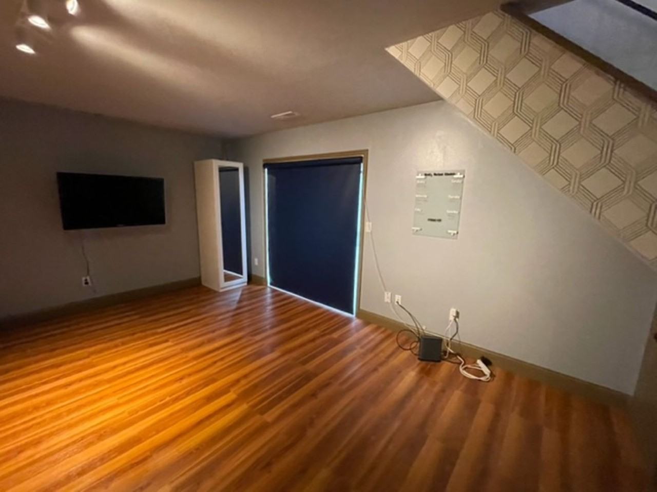 8559 Maplebrook Pkwy N - Photo 7 of 14