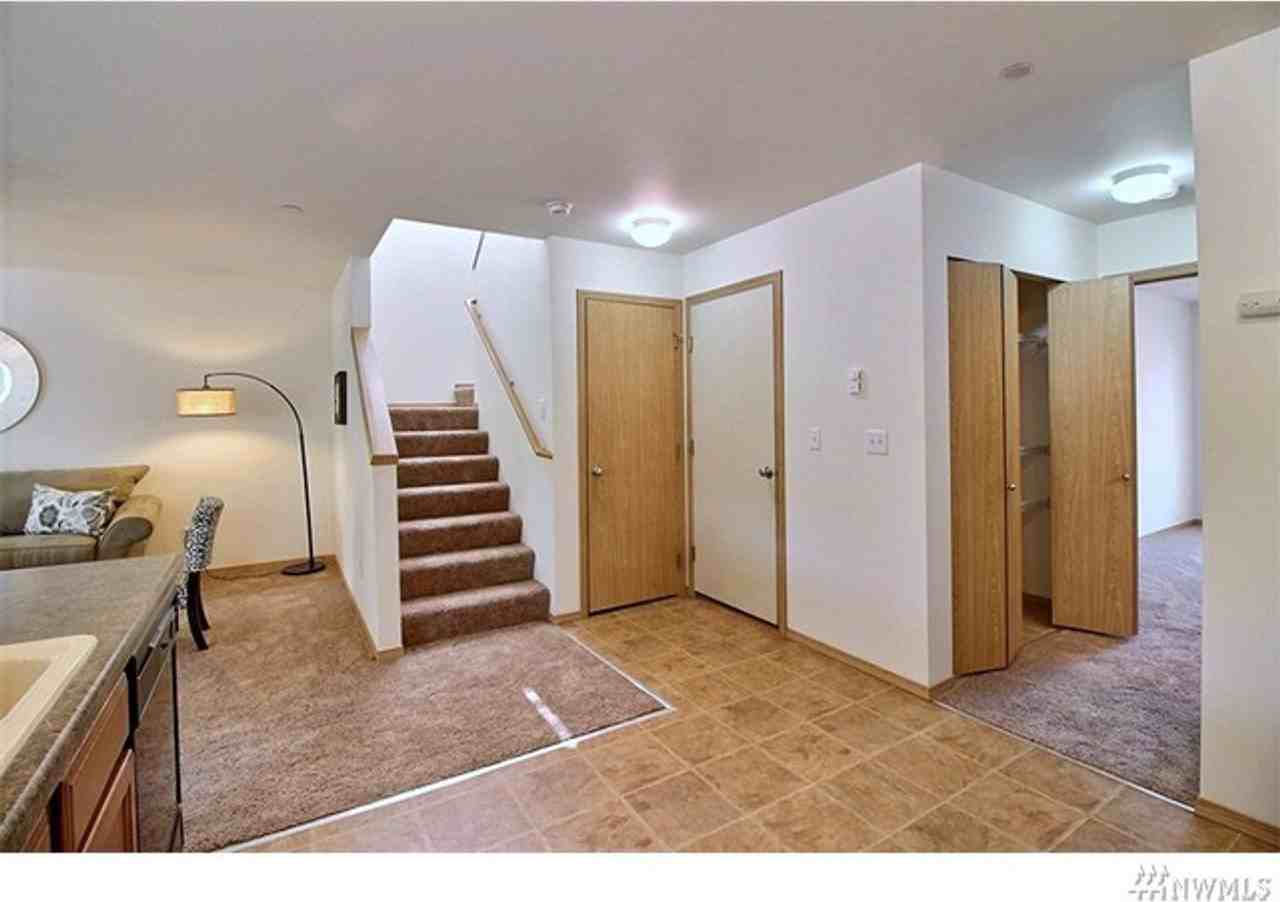 3188 Hoffman Hill Blvd - Photo 5 of 11