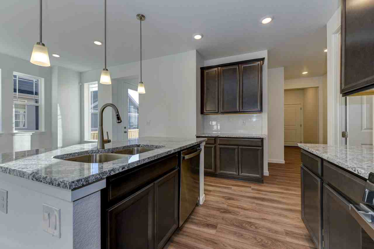 1667 Gilpin Aly - Photo 4 of 34