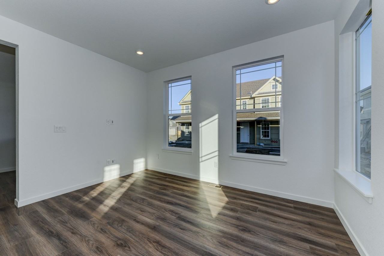 1667 Gilpin Aly - Photo 6 of 34