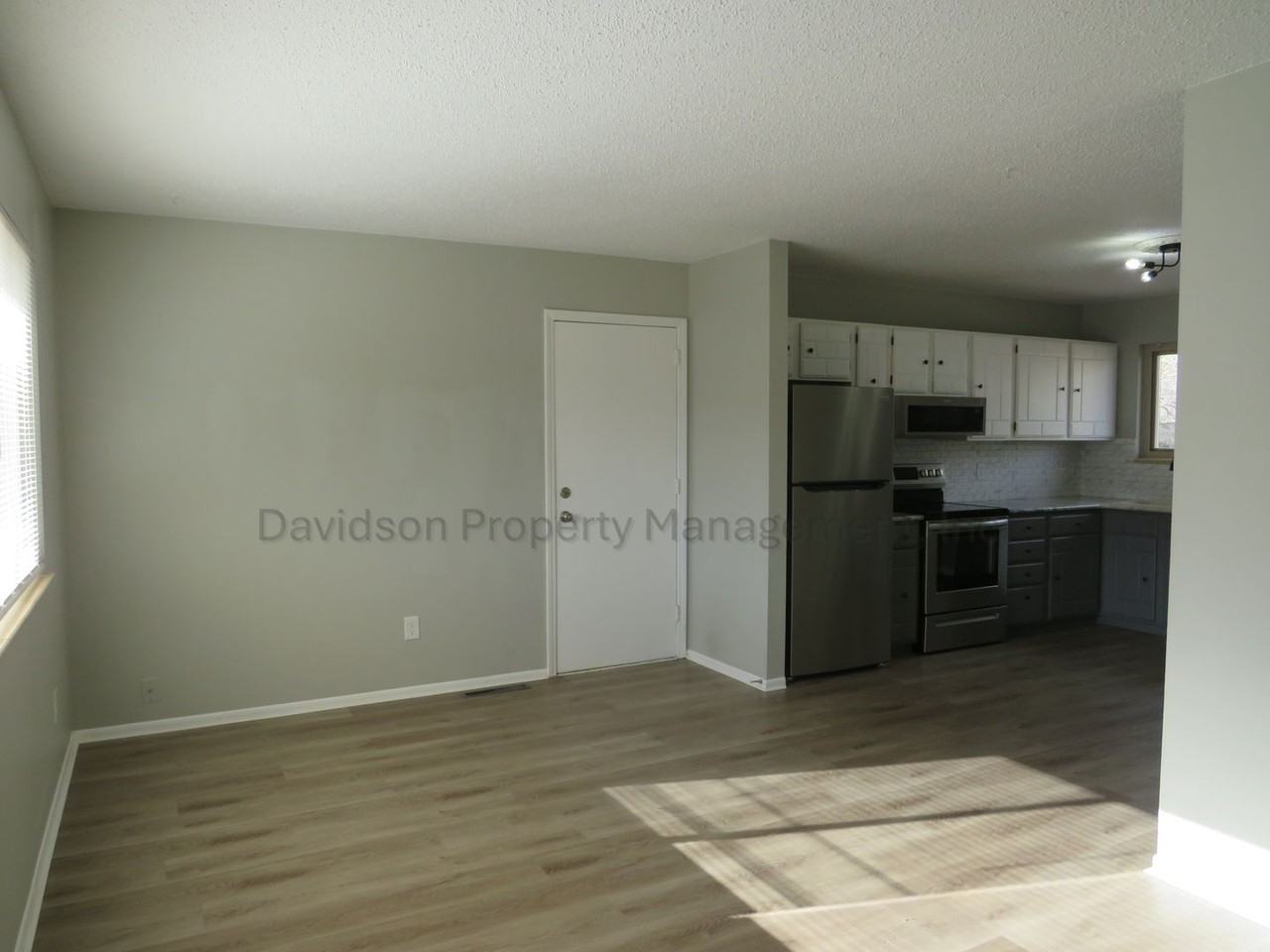 2008 King Ct - Photo 2 of 17