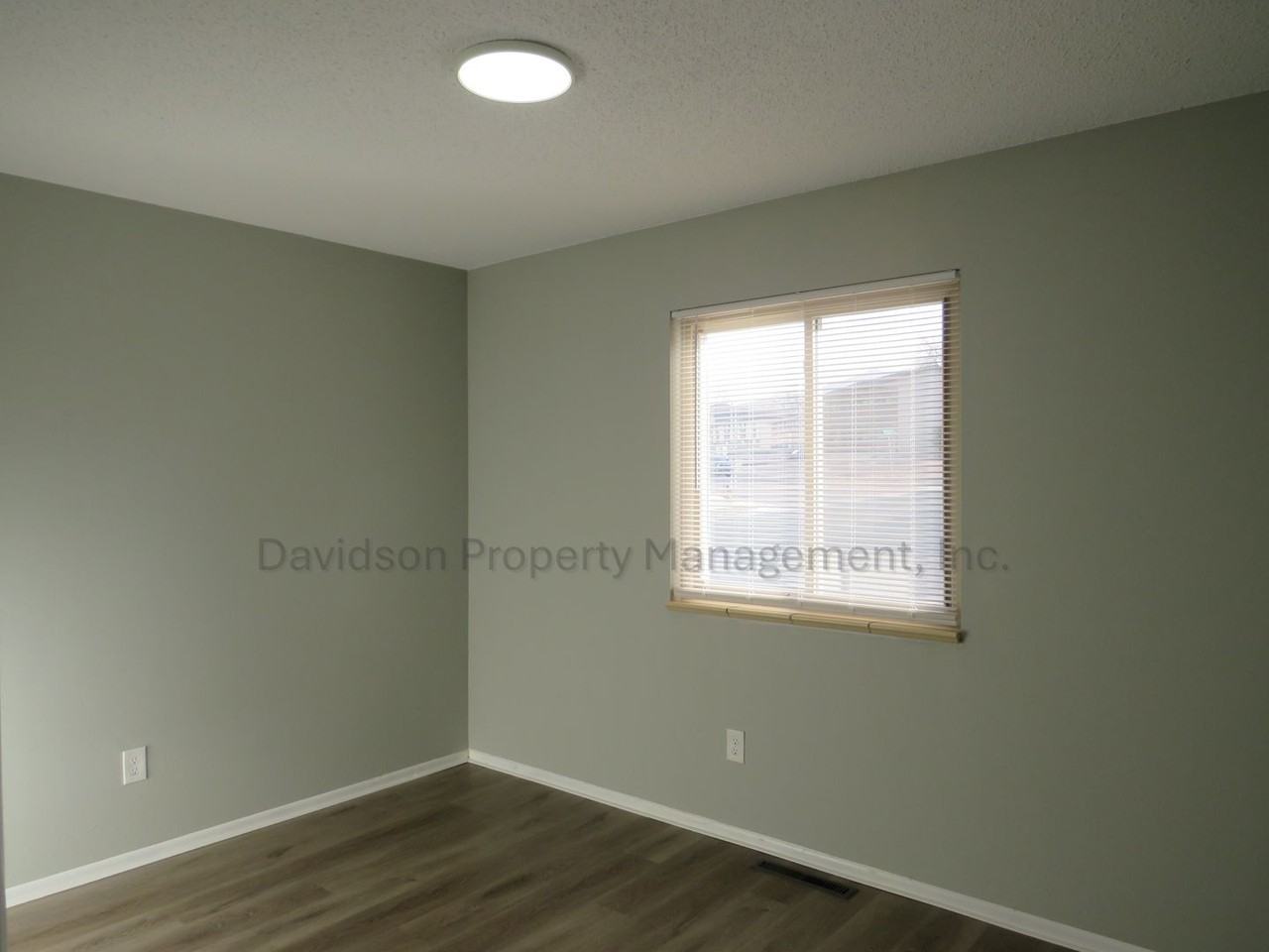 2008 King Ct - Photo 6 of 17
