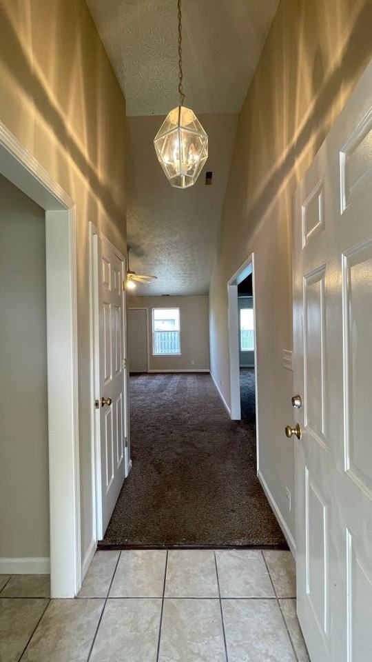 3314 Hopkins Dr - Photo 3 of 17