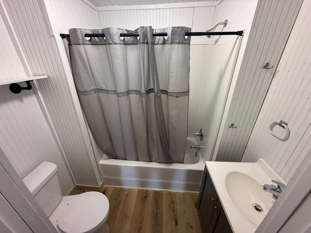 603 E Linn St - Photo 5 of 7