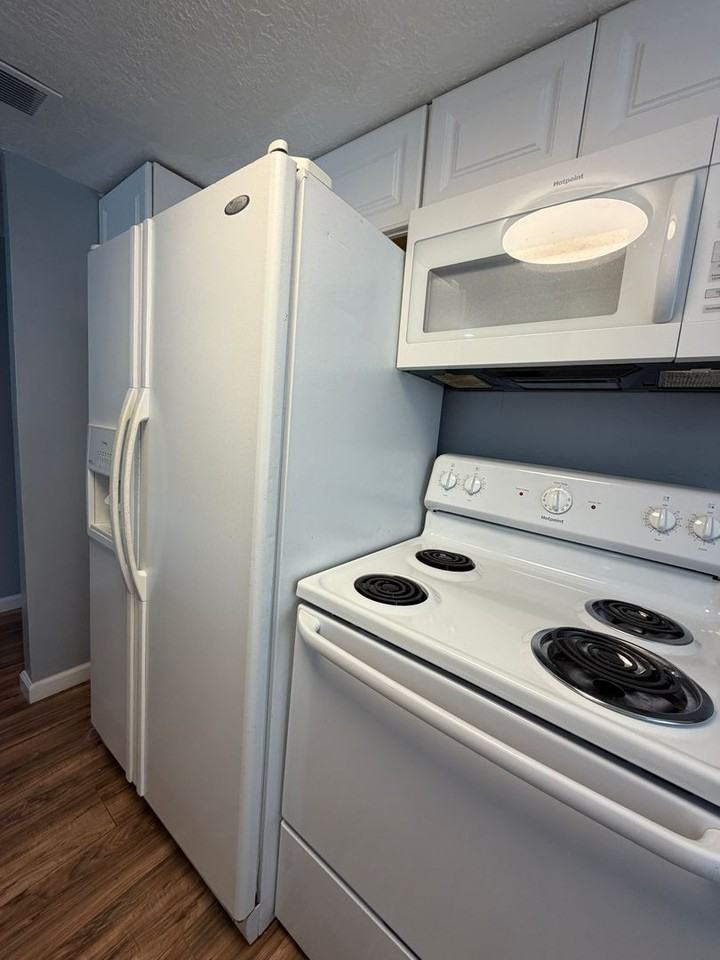 2513 Oak Park Blvd - Photo 7 of 24
