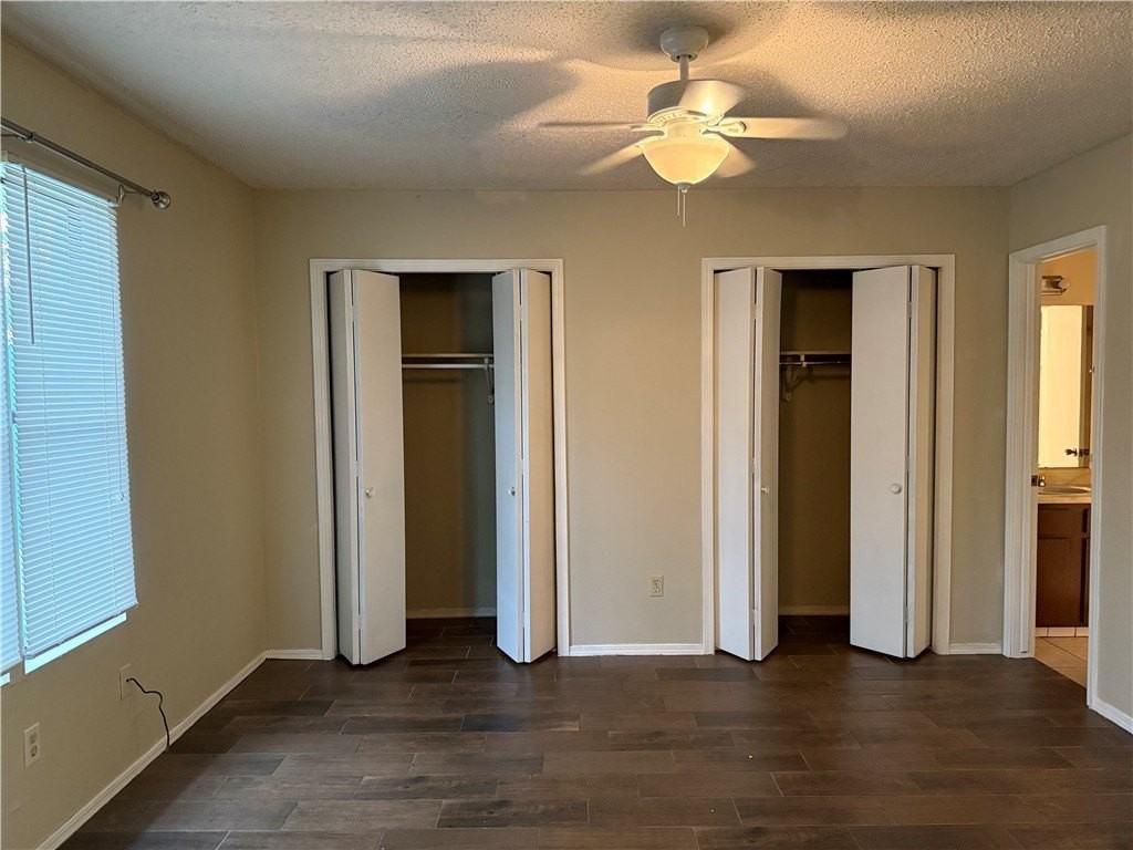 930 Century Dr - Photo 5 of 27