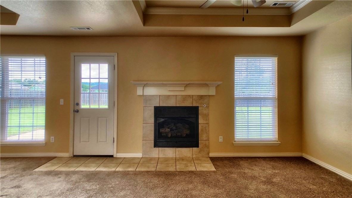 2375 Stonecrest Dr - Photo 5 of 11