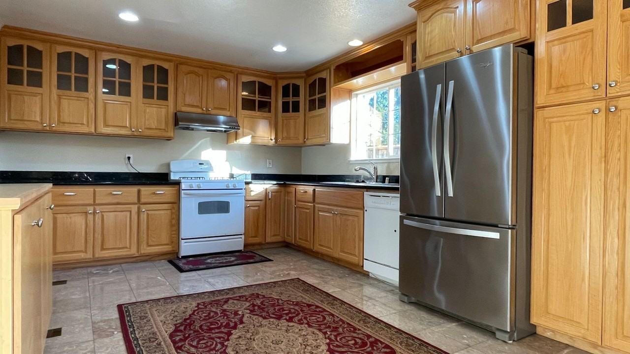 960 Branham Ln - Photo 6 of 31