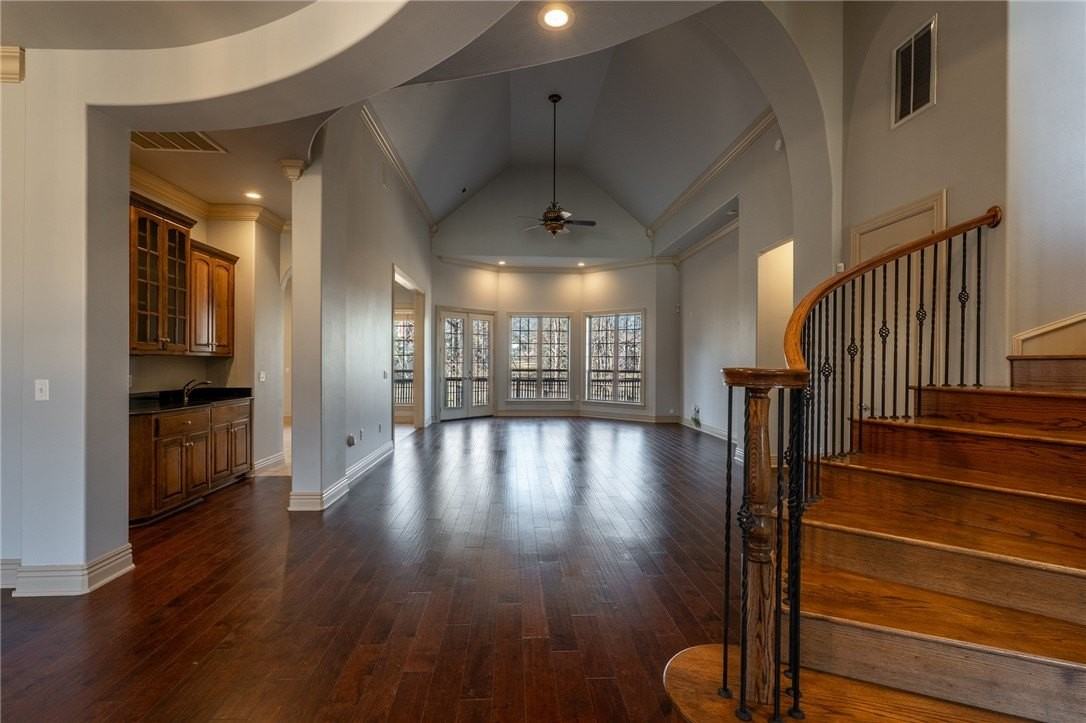 5106 S Sloan Cir - Photo 2 of 37