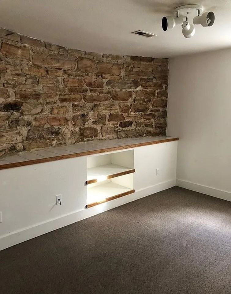 325 E Mulberry St - Photo 5 of 11