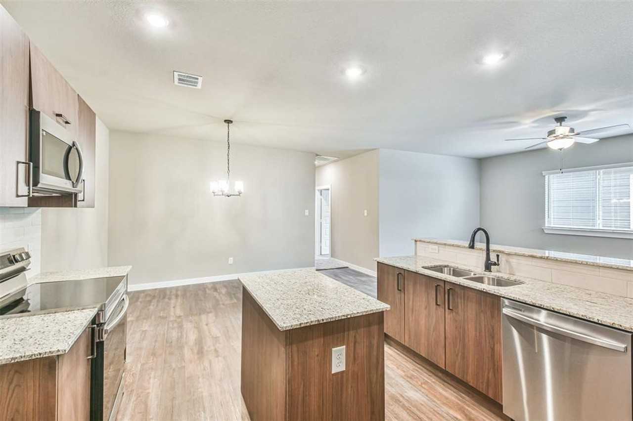 9896 Grosbeak Ln - Photo 7 of 20