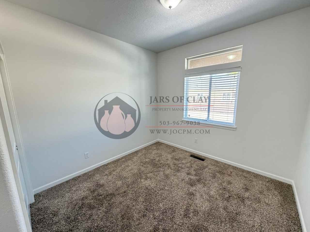 1243 6th St Nw - Photo 3 of 13